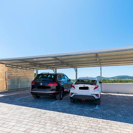 Villa Buzuk Vodice Exterior photo