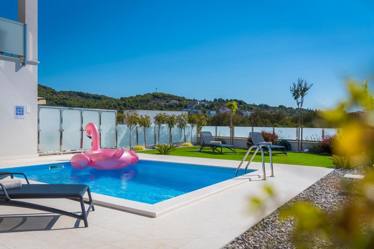 Villa Buzuk Vodice Exterior photo