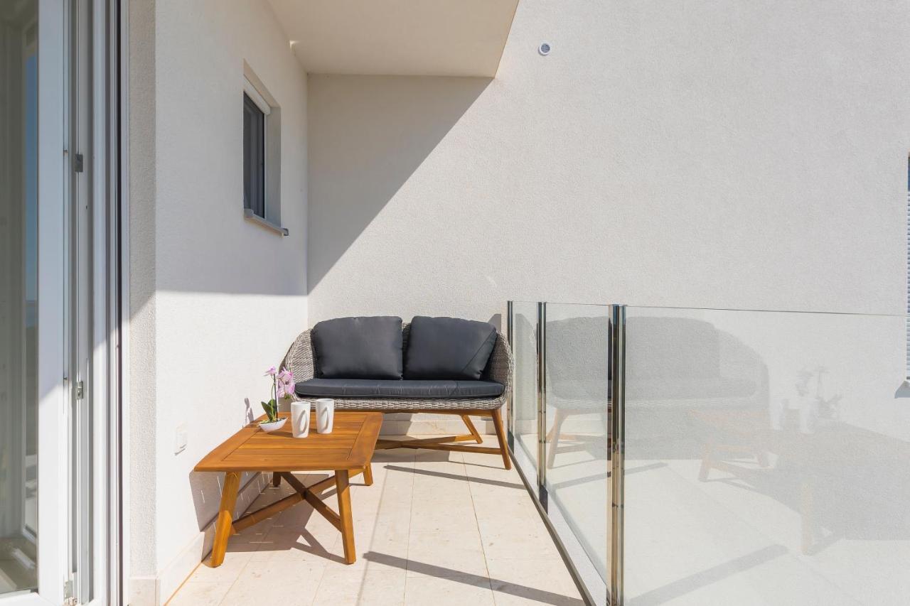 Villa Buzuk Vodice Exterior photo